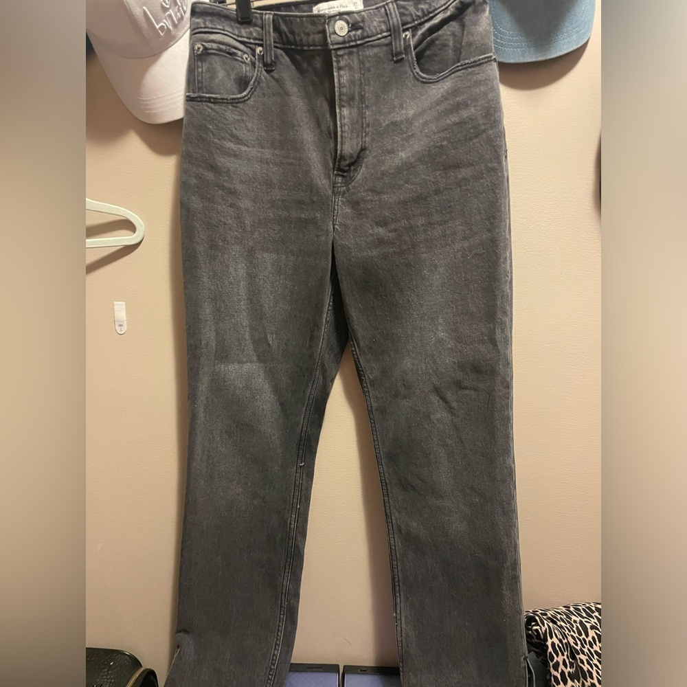 Abercrombie and Fitch 90s Straight Size 4 S denim jeans